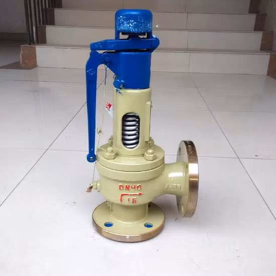 API 526 Boiler Flanged Spring Loaded Steam Safety Pressure Relief Valve with Lever Type