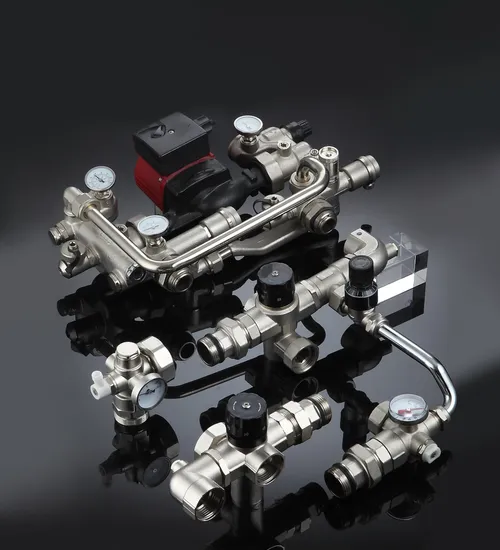 Nickel Plated Floor Heating Radiator Manifold Water Mixing System 
